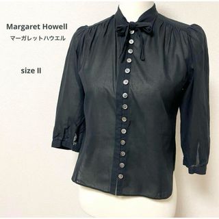 マーガレットハウエル(MARGARET HOWELL)のMARGARET HOWELLマーガレットハウエル ブラックブラウス リボン(シャツ/ブラウス(長袖/七分))