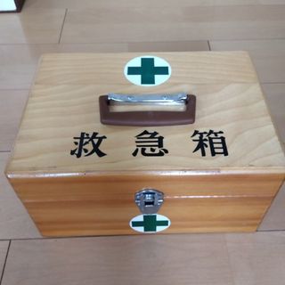 木製救急箱(日用品/生活雑貨)