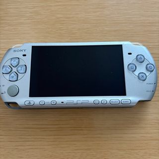 プレイステーションポータブル(PlayStation Portable)のPSP3000本体シルバー　ジャンク(携帯用ゲーム機本体)