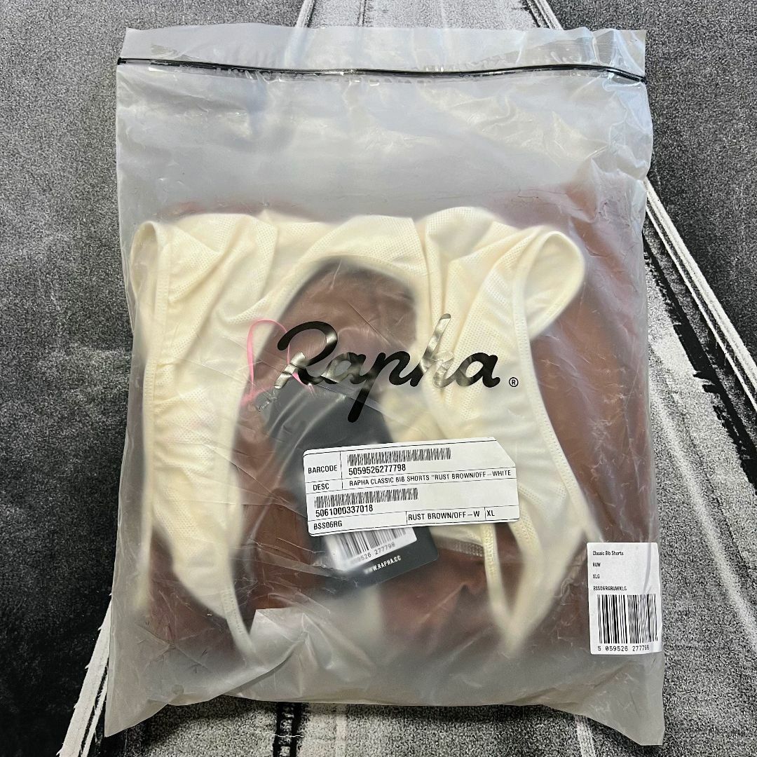 新品 Rapha メンズ クラシック ビブショーツ XLサイズ ブラウン スポーツ/アウトドアの自転車(ウエア)の商品写真