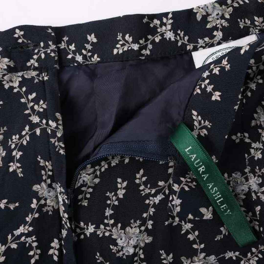 LAURA ASHLEY(ローラアシュレイ)のローラアシュレイ ロングスカート 花柄 フレア レディース 7サイズ ネイビー Laura Ashley レディースのスカート(ロングスカート)の商品写真