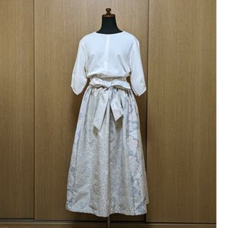 SOLD　着物リメイク　ギャザースカート　白大島　M〜L(ロングスカート)