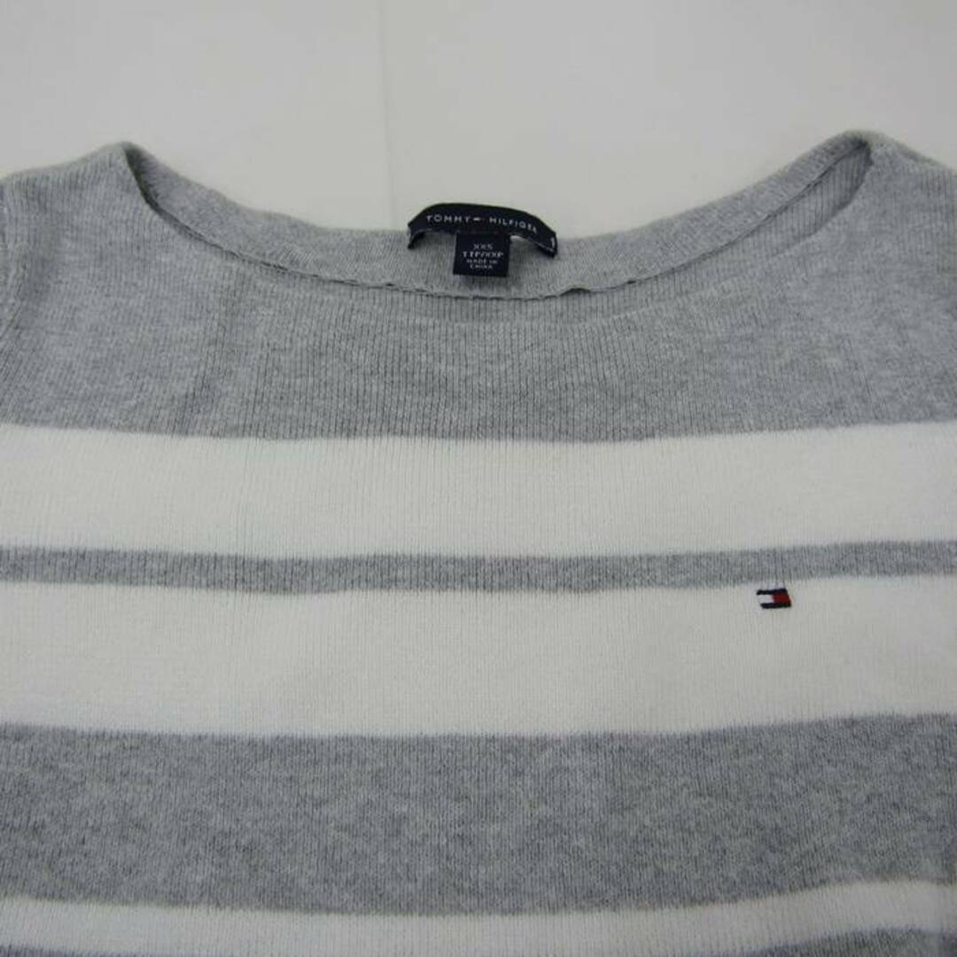 TOMMY HILFIGER(トミーヒルフィガー)のトミーヒルフィガー ニット セーター トップス カットソー ボーダー  レディース XXSサイズ ホワイト グレー TOMMY HILFIGER レディースのトップス(ニット/セーター)の商品写真