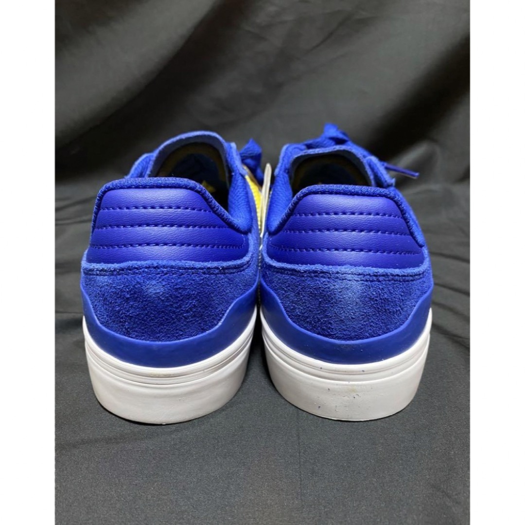 adidas(アディダス)の新品　アディダス　ブセニッツ　バルク2  ２６.５センチ　スウェード メンズの靴/シューズ(スニーカー)の商品写真