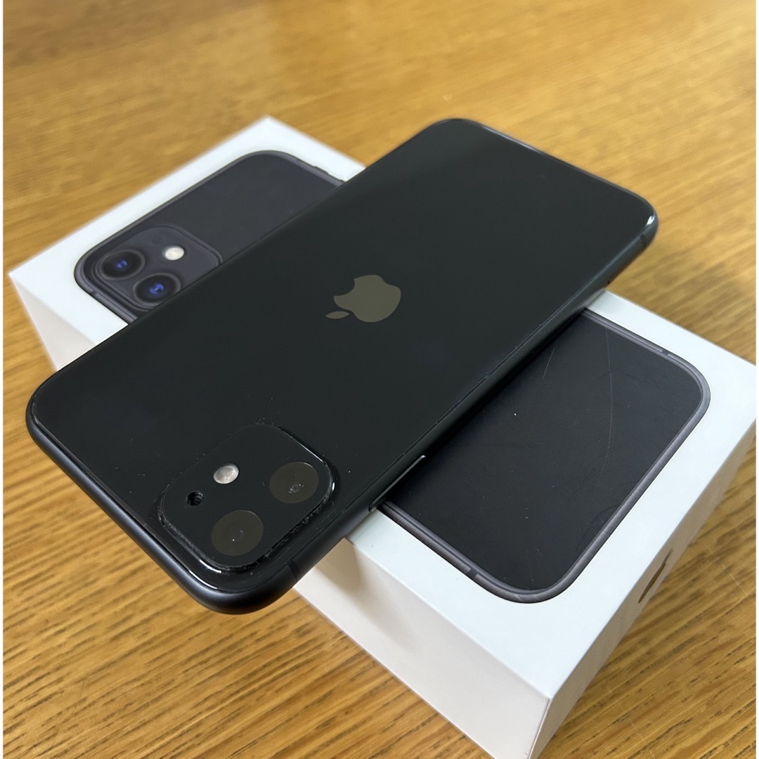 iPhone(アイフォーン)の【再値下げ】アップル iPhone11 64GB ブラック スマホ/家電/カメラのスマートフォン/携帯電話(スマートフォン本体)の商品写真