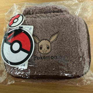 ジーユー(GU)のタグ付き未使用品　ポケモン　イーブイ　ポーチ　GU(キャラクターグッズ)