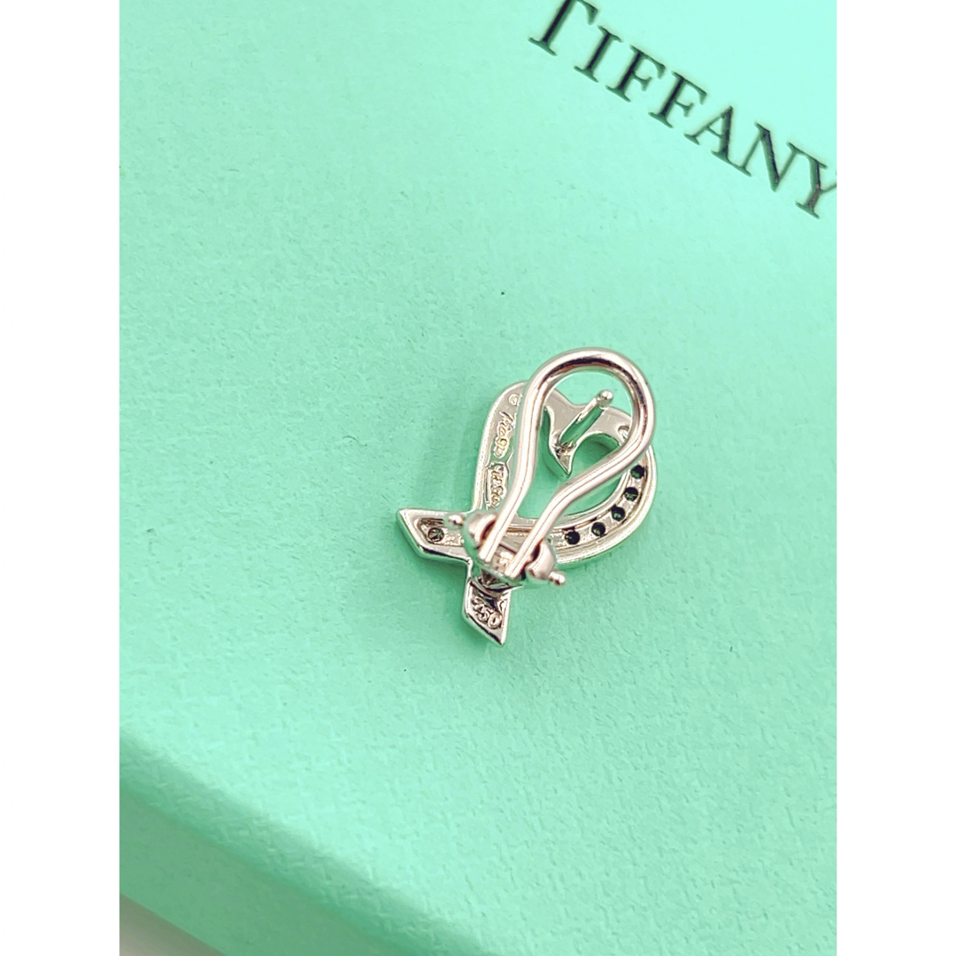 Tiffany & Co.(ティファニー)の値引き不可美品TIFFANY&Co.ティファニーピアス　K18 WG 右耳のみ レディースのアクセサリー(ピアス)の商品写真