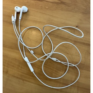アップル(Apple)のApple イヤホン タイプC(ヘッドフォン/イヤフォン)