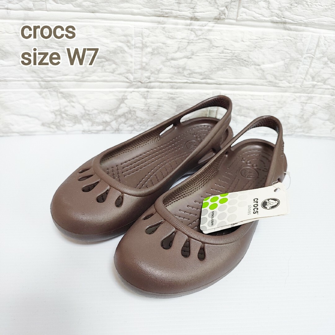 crocs(クロックス)の【タグ付】crocs マリンデー W7 焦茶 レディースの靴/シューズ(サンダル)の商品写真