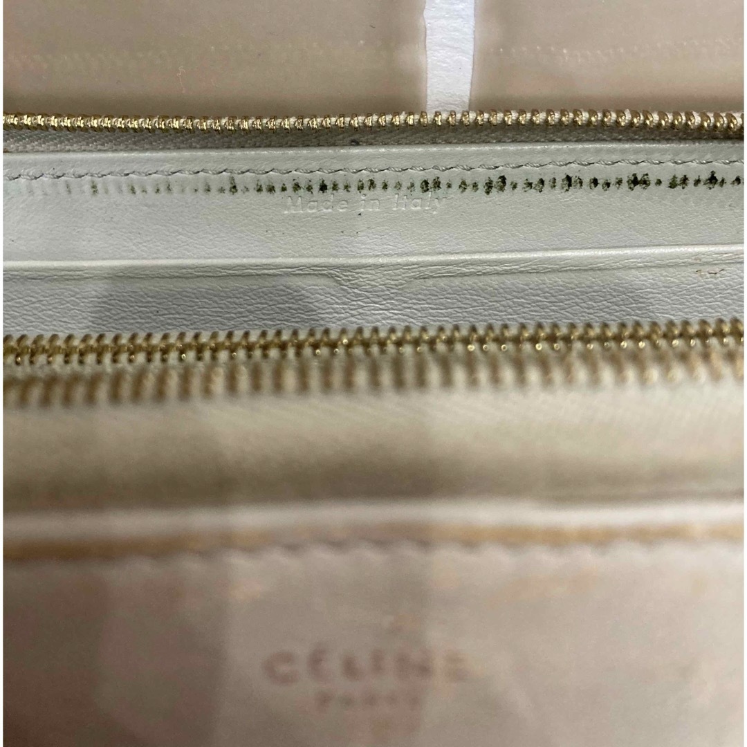 celine(セリーヌ)のCELINE  長財布　バイカラー　オフホワイト×レッド レディースのファッション小物(財布)の商品写真