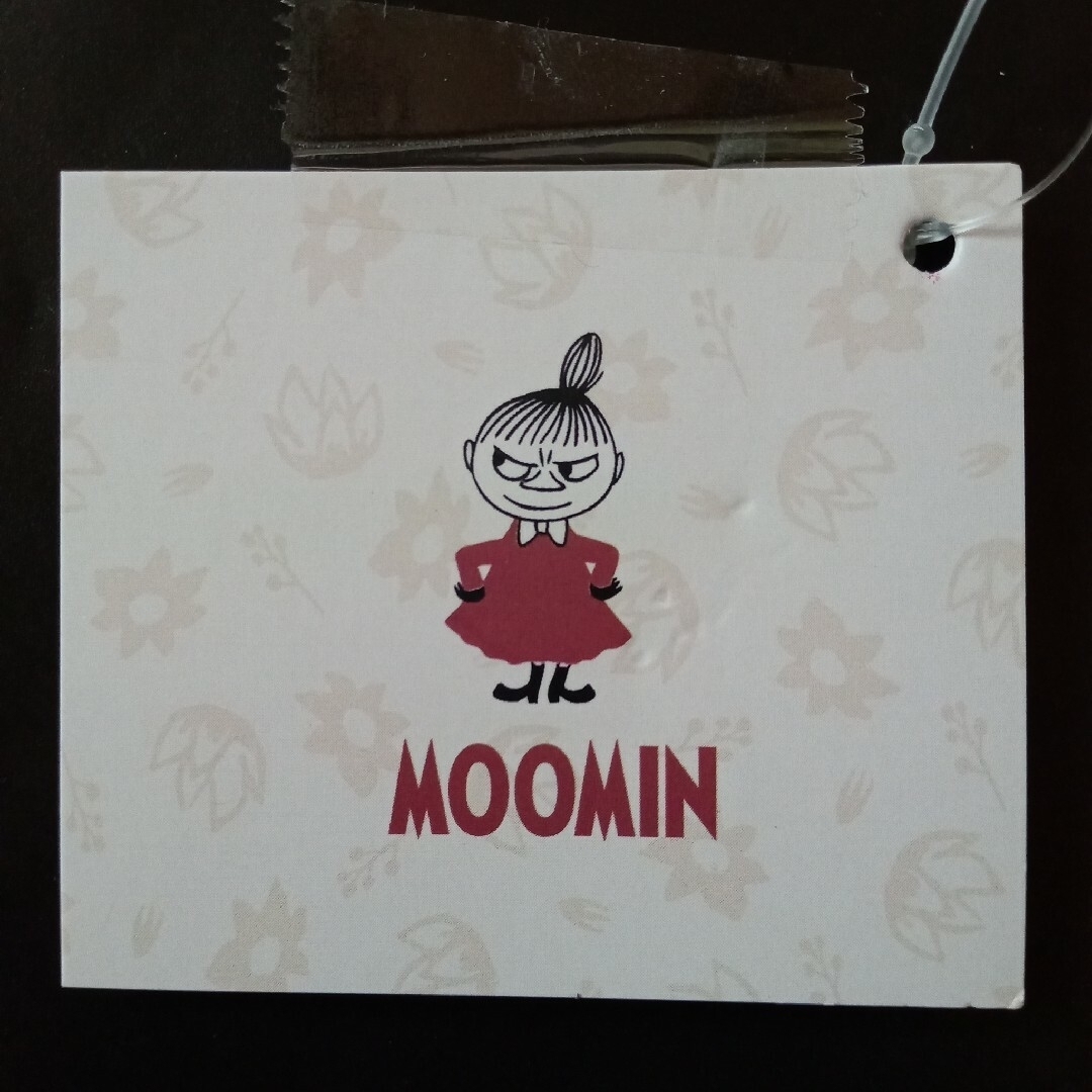 MOOMIN(ムーミン)の✨リトルミィのリール付きパスケース、定期入れ。レッド。【新品】 レディースのファッション小物(名刺入れ/定期入れ)の商品写真