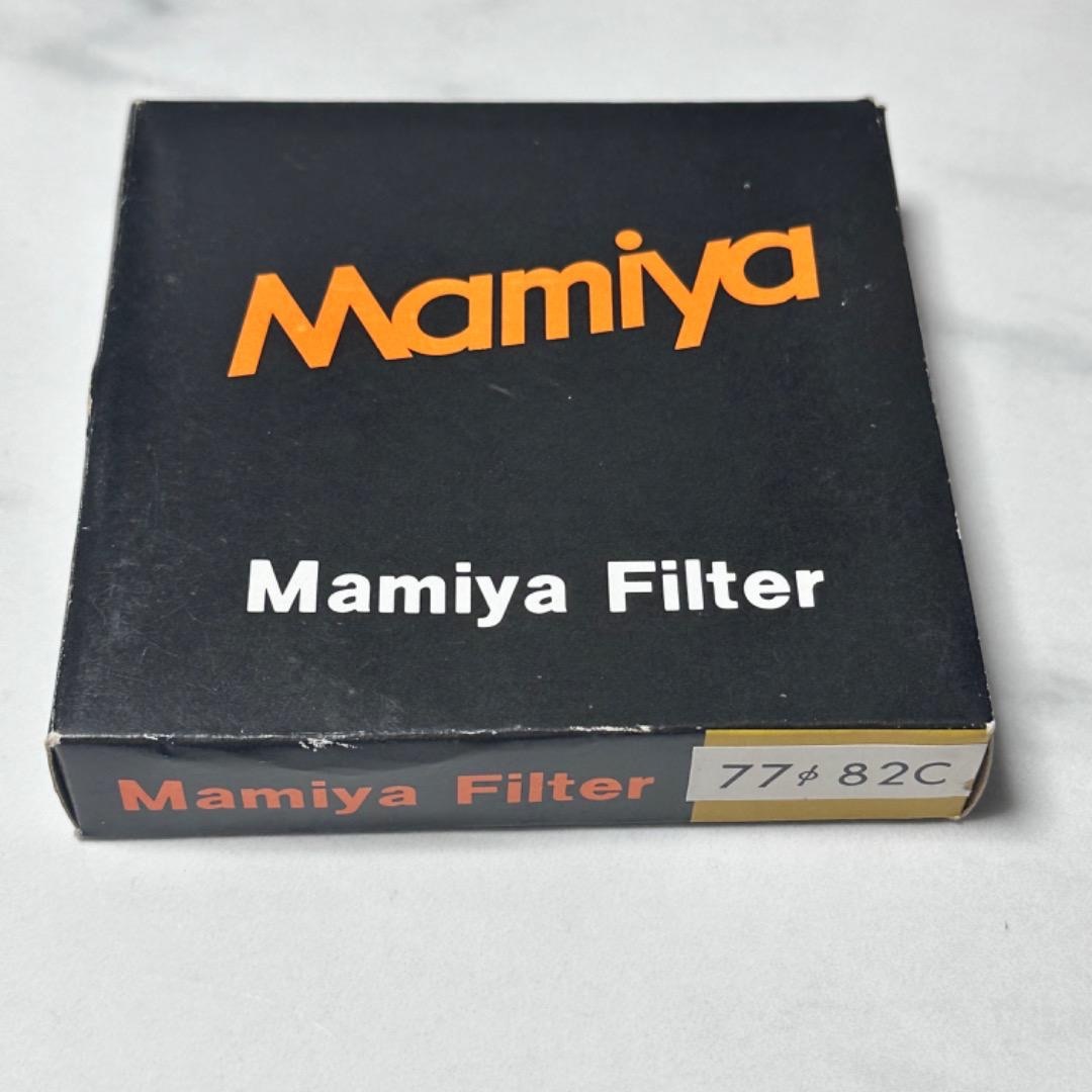 元箱　Mamiya マミヤ フィルター77mm c82 スマホ/家電/カメラのカメラ(フィルムカメラ)の商品写真