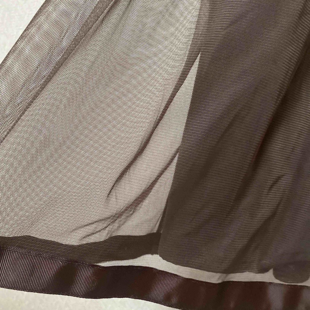 オーガンジーフレアスカート  美品　ウエストリボン　ブラウン レディースのスカート(ひざ丈スカート)の商品写真