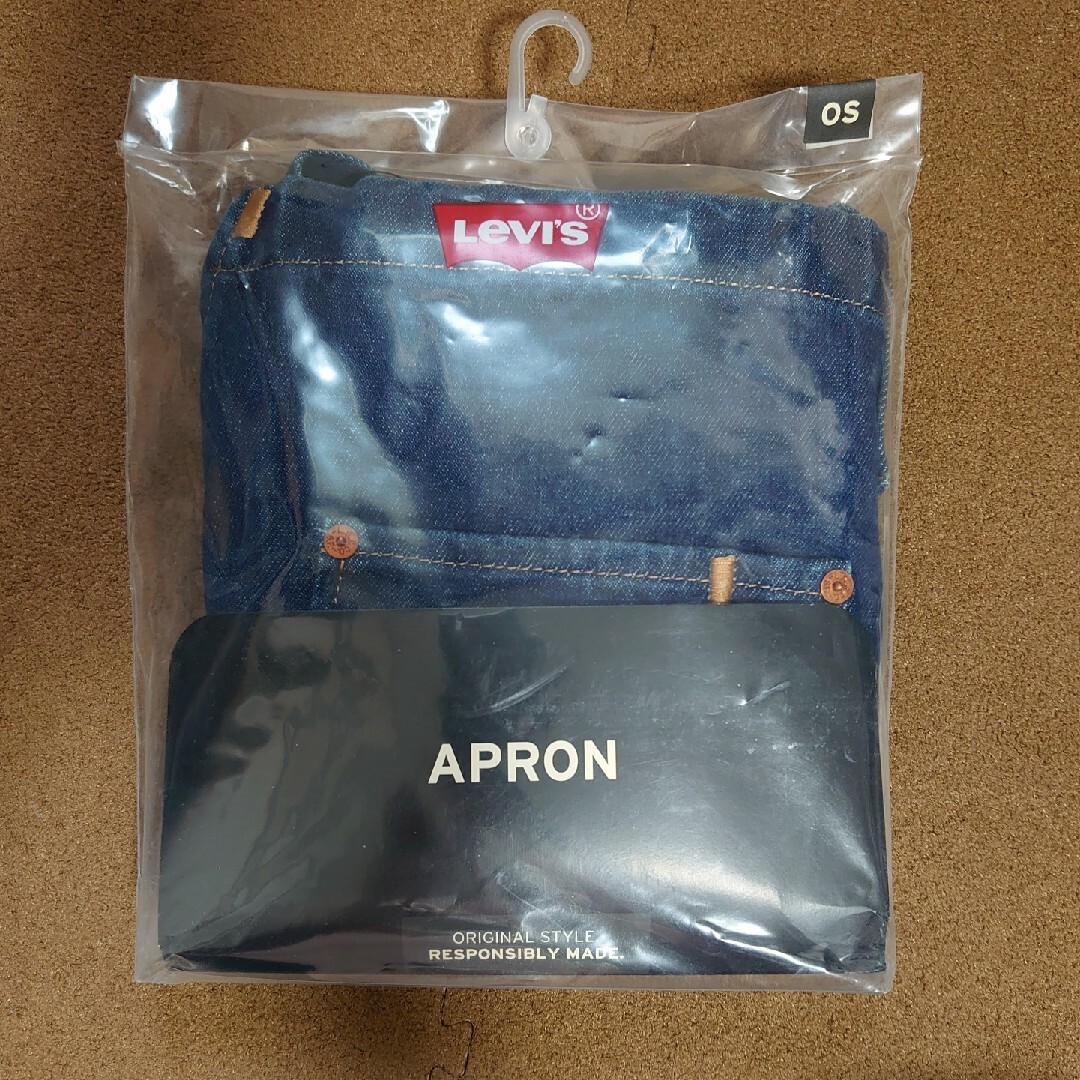 Levi's(リーバイス)のリーバイス　デニム　エプロン　Denim Apron　新品未使用 インテリア/住まい/日用品のキッチン/食器(その他)の商品写真