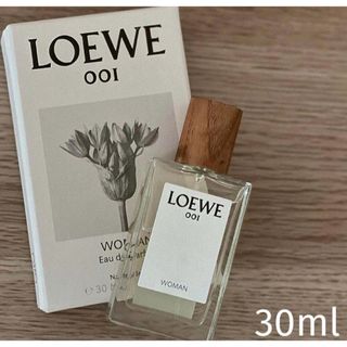 ロエベ(LOEWE)の【LOEWE】001 woman  30ml(香水(女性用))