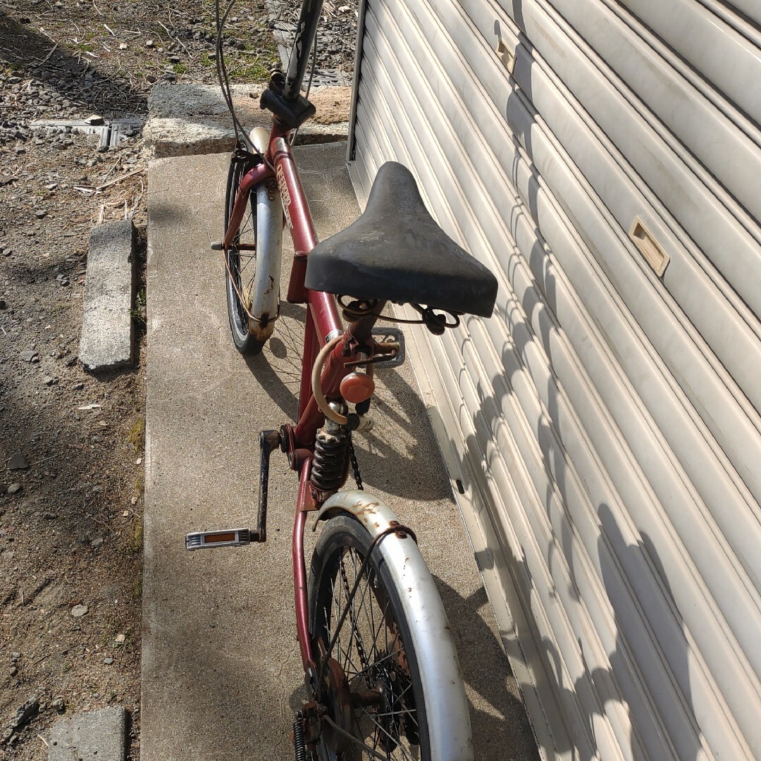 岩手　引き取りのみ　折りたたみ自転車　20インチ　ジャンク スポーツ/アウトドアの自転車(自転車本体)の商品写真