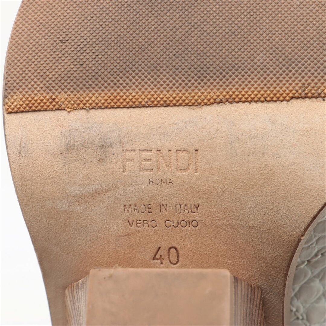 FENDI(フェンディ)のフェンディ カットウォーク レザー 40 アイボリー レディース ブーツ レディースの靴/シューズ(ブーツ)の商品写真