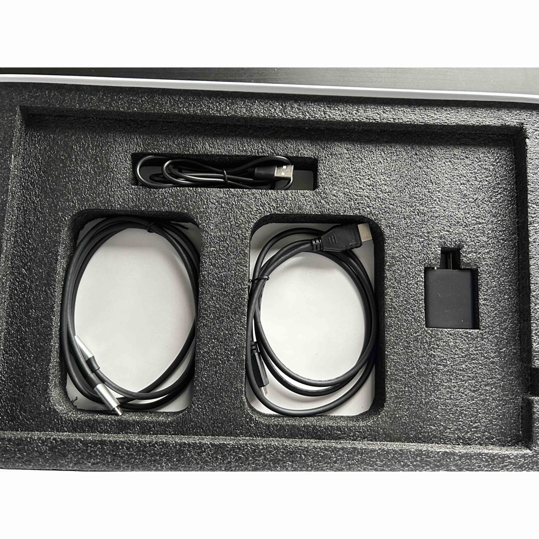 QQH Z1-9ブラック15.6インチ　モバイルモニター スマホ/家電/カメラのPC/タブレット(ディスプレイ)の商品写真