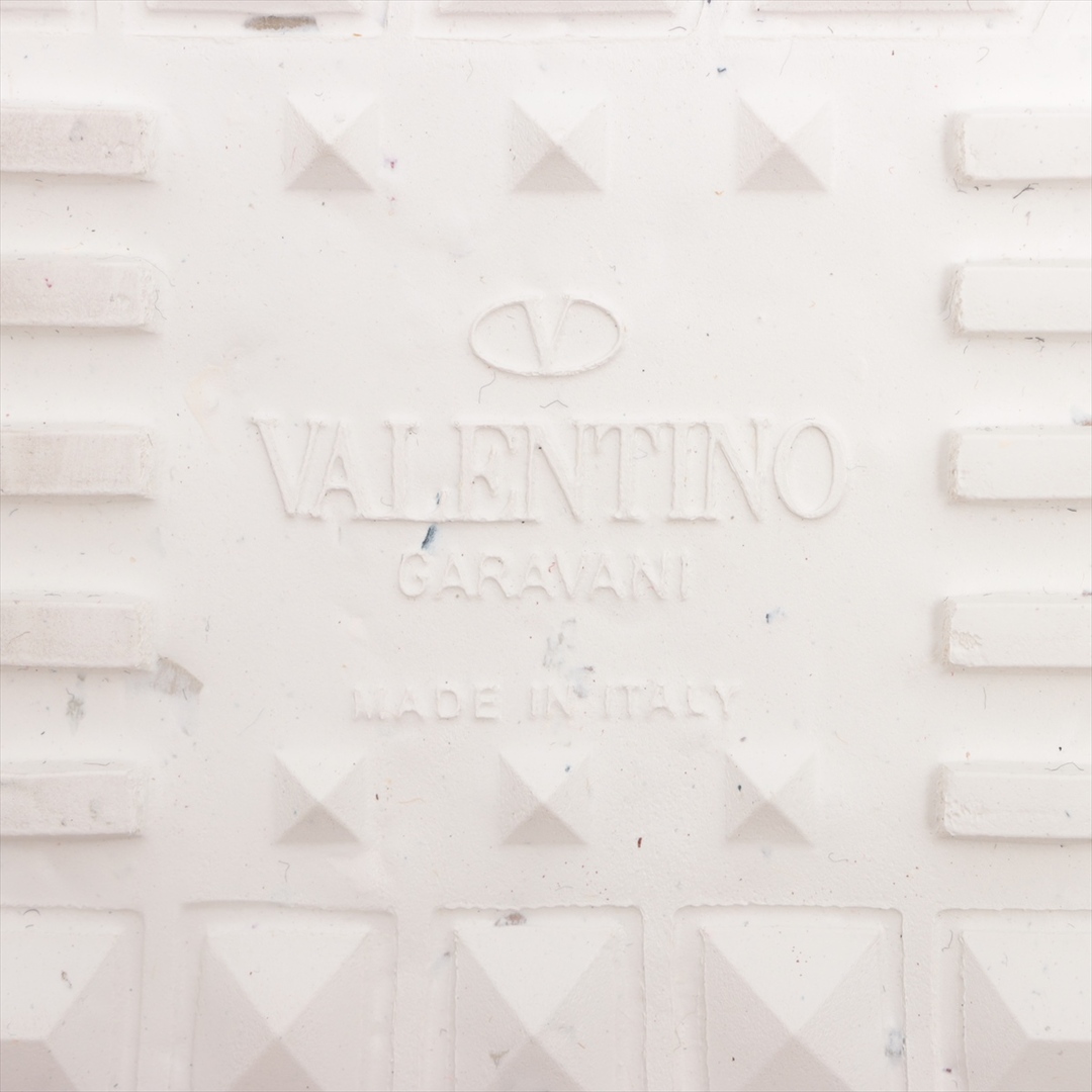 valentino garavani(ヴァレンティノガラヴァーニ)のヴァレンティノガラヴァーニ ロックスタッズ レザー 41 ホワイト メンズ メンズの靴/シューズ(スニーカー)の商品写真