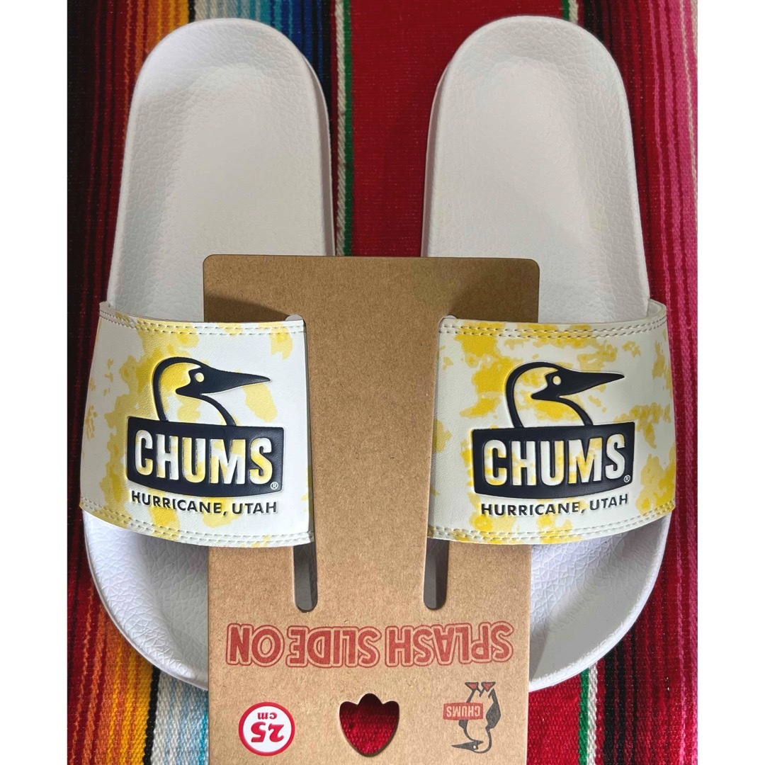 CHUMS(チャムス)の新品　CHUMS サンダル　タイダイ　25.0㎝　チャムス メンズの靴/シューズ(サンダル)の商品写真