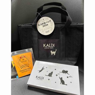 カルディ(KALDI)の【未使用タグ付】カルディ猫の日バック　プレート　カレンダー(トートバッグ)