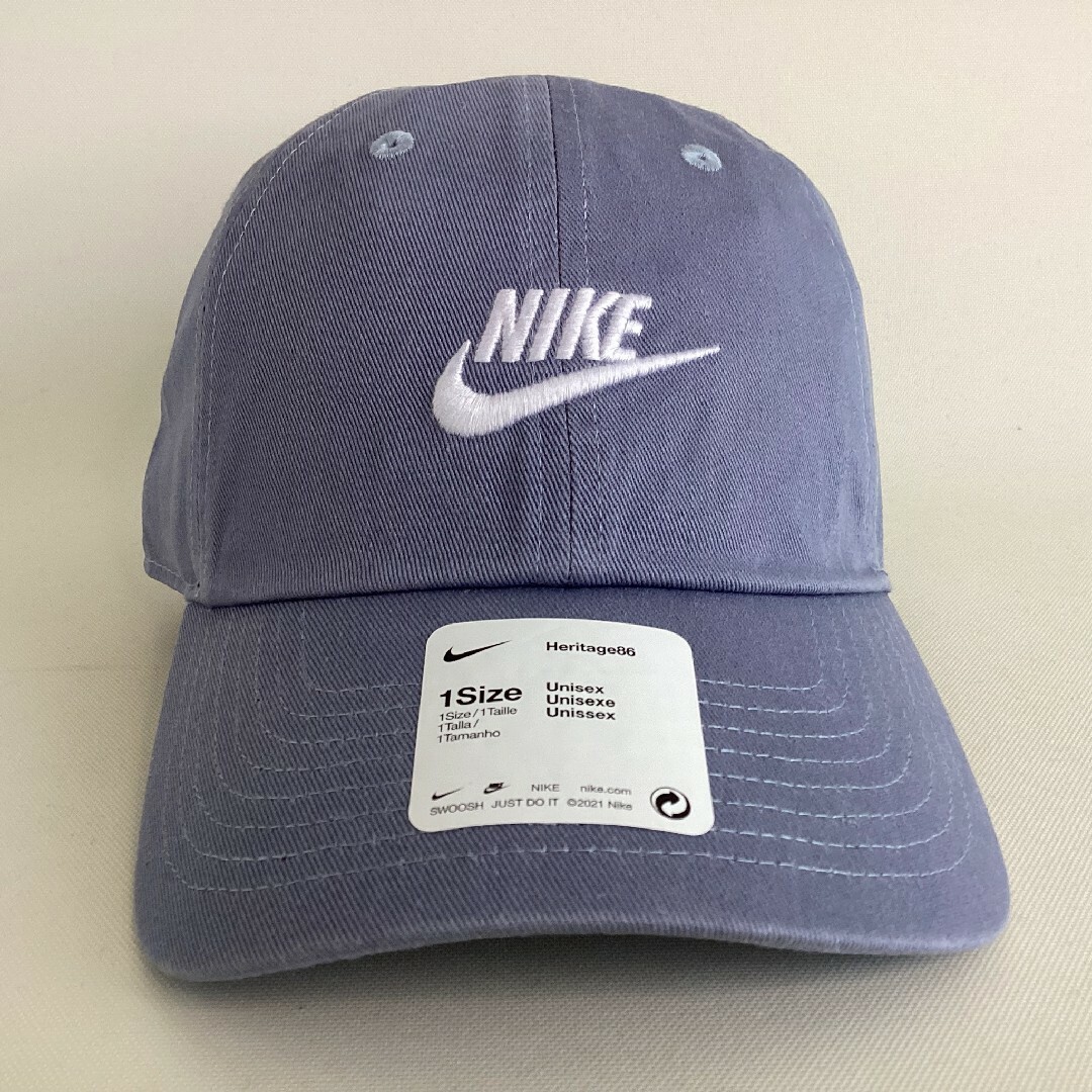 NIKE(ナイキ)の【新品】ナイキ レッドブル ヘリテージ86 キャップ（ブルー系グレー） メンズの帽子(キャップ)の商品写真