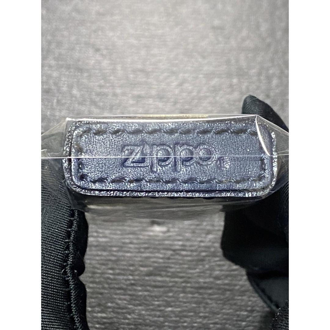 zippo Peace MEDIUM 青 本革 限定品 希少モデル ヴィンテージ メンズのメンズ その他(その他)の商品写真