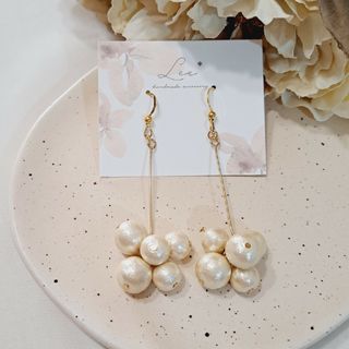 No...77♡コットンパール揺れる　上品/大人可愛いピアス/イヤリング(ピアス)