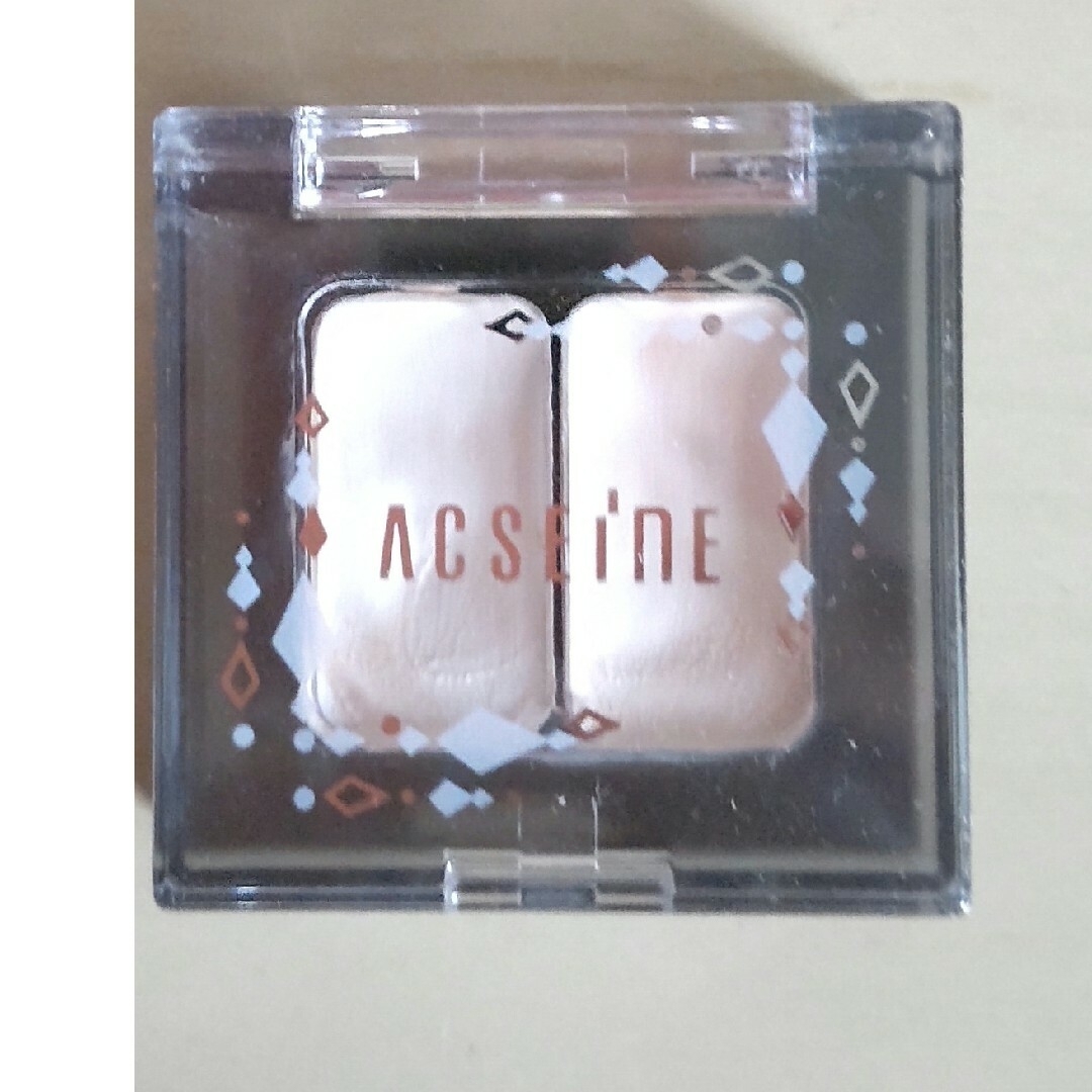 ACSEINE(アクセーヌ)のアクセーヌ　ブライトニングアイベース　目もと用メイクアップベース　限定色　非売品 コスメ/美容のベースメイク/化粧品(アイシャドウ)の商品写真