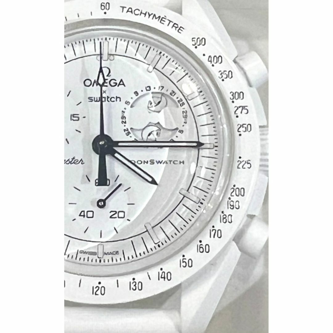 swatch(スウォッチ)のSnoopy × OMEGA × SWATCH BIOCERAMIC MoonSwatch Mission To The Moonphase "White" メンズの時計(腕時計(アナログ))の商品写真