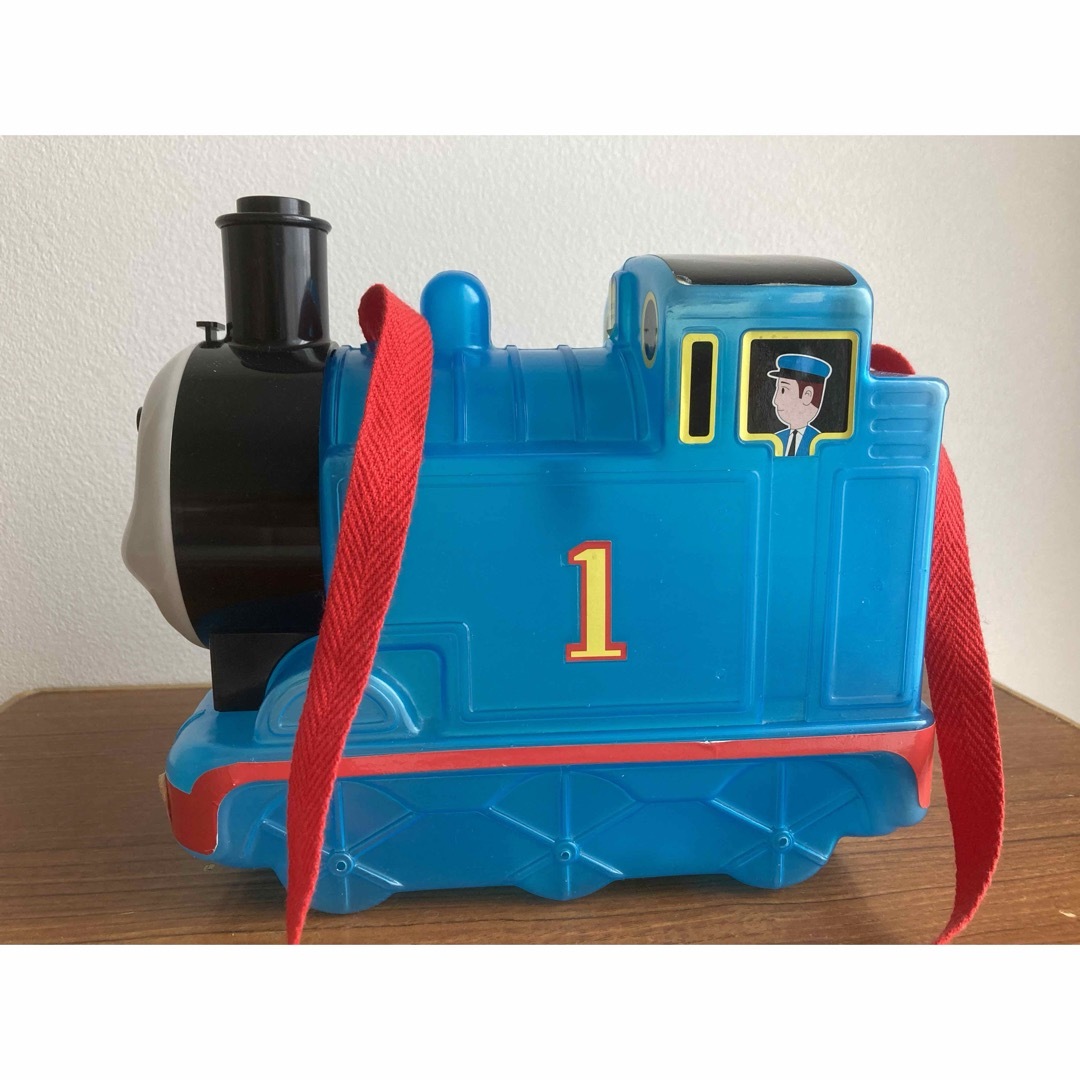 THOMAS(トーマス)の機関車トーマス　貯金箱　バッグ キッズ/ベビー/マタニティのおもちゃ(電車のおもちゃ/車)の商品写真