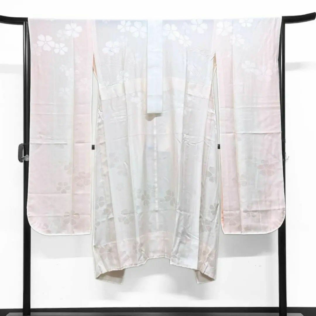 振袖　襦袢付け襟セット　牡丹　桜花　晴れの日　成人式　卒業式　着物　033w レディースの水着/浴衣(その他)の商品写真