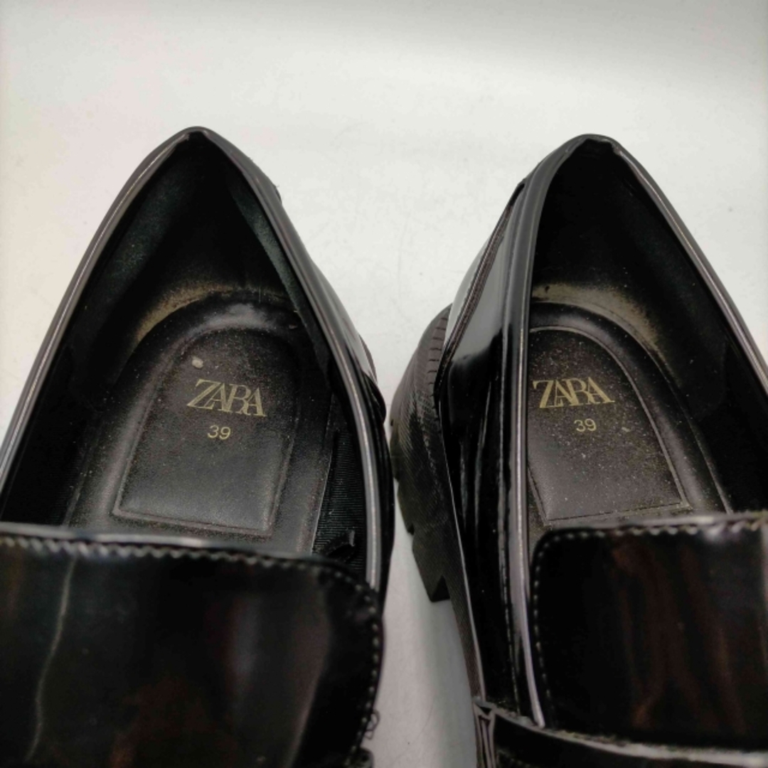 ZARA(ザラ)のZARA(ザラ) LUG SOLE LOAFERS チャンキー ローファー レディースの靴/シューズ(ローファー/革靴)の商品写真