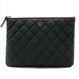 シャネル(CHANEL)の美品 CHANEL シャネル ココマーク マトラッセ ナイロン ポーチ ブラック 18番台 k1676(その他)