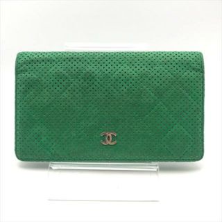 シャネル(CHANEL)のCHANEL シャネル ココマーク マトラッセ レザー 二つ折り 長財布 ウォレット グリーン a3012(財布)