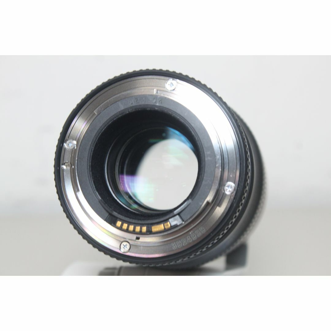 Canon(キヤノン)のCanon/EF100mm F2.8Lマクロ IS USM/中望遠マクロレンズ④ スマホ/家電/カメラのカメラ(レンズ(単焦点))の商品写真