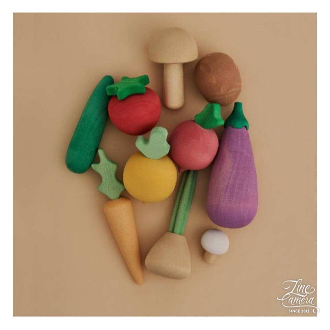 Caramel baby&child (キャラメルベビー&チャイルド)のRaduga Grez VegetableSet  wooden toys キッズ/ベビー/マタニティのおもちゃ(積み木/ブロック)の商品写真