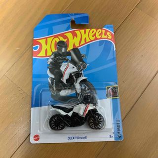 ホットウィール(ホットウィール)のHotwheels 2021 Ducati Desert X ミニカー 新品(ミニカー)