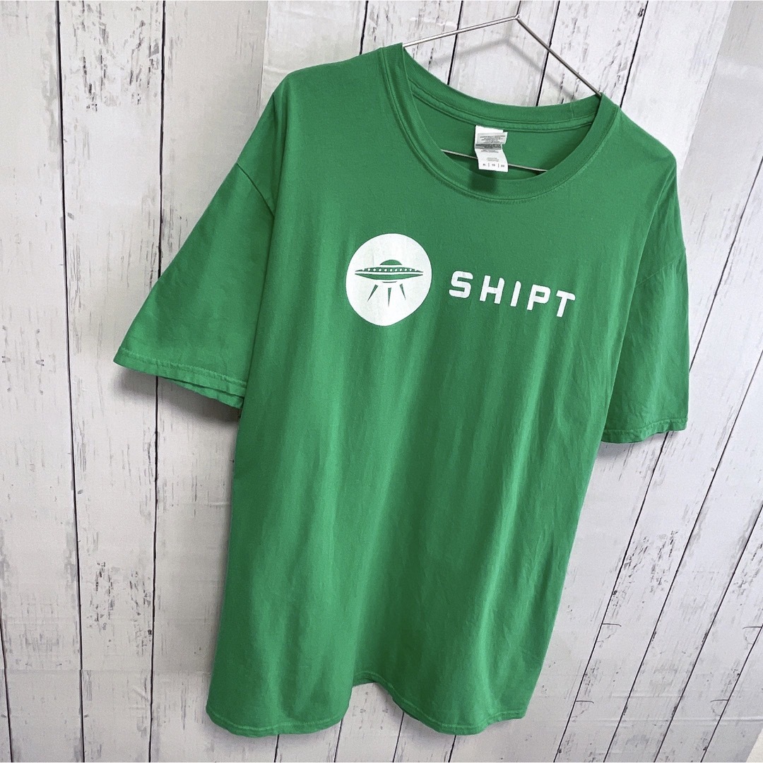 GILDAN(ギルタン)のUSA古着　GILDAN　Tシャツ　XL　グリーン　緑　プリント　ロゴ　UFO メンズのトップス(Tシャツ/カットソー(半袖/袖なし))の商品写真