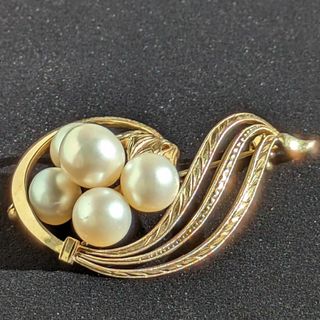 MIKIMOTO - 人気の定番! ミキモト K18 ブローチ 新品同様付属品付き MIKIMOTO - 人気の定番! ミキモト K18 ブローチ 新品同様付属品付き