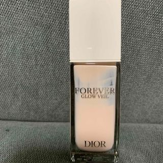 ディオール(Dior)のディオールスキン　フォーエバーグロウヴェール(化粧下地)