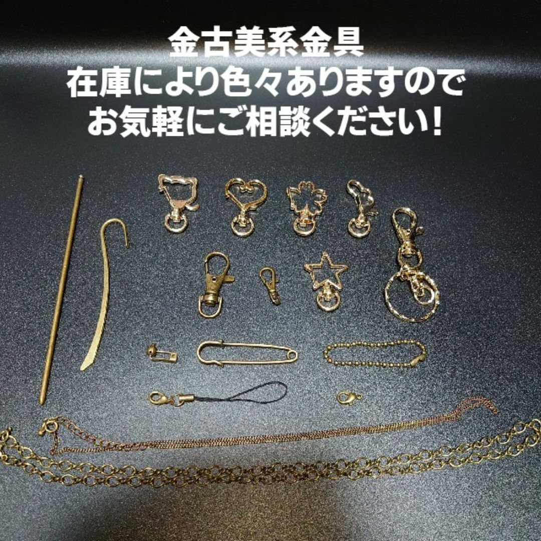 ハンドメイド　アンティークゴールド　羽根　翼　金古美　かわいい　フェザー ハンドメイドのアクセサリー(ピアス)の商品写真