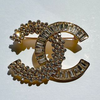 シャネル ノベルティ ブローチ/コサージュの通販 100点以上 | CHANELの シャネル ノベルティ ブローチ/コサージュの通販 100点以上 | CHANELの