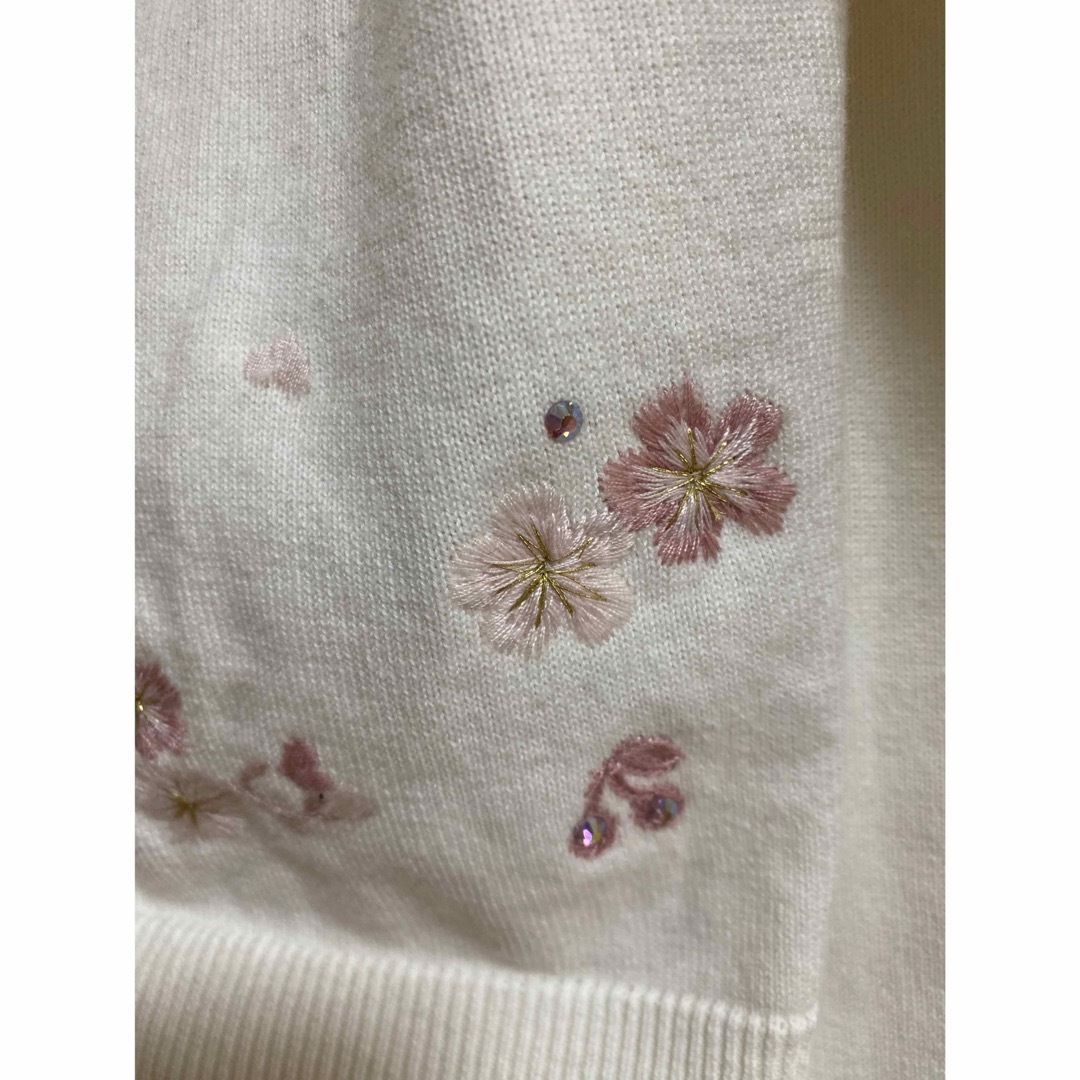 Bonpoint(ボンポワン)のボンポワン　Bonpoint 桜カーディガン　130 キッズ/ベビー/マタニティのキッズ服女の子用(90cm~)(ジャケット/上着)の商品写真