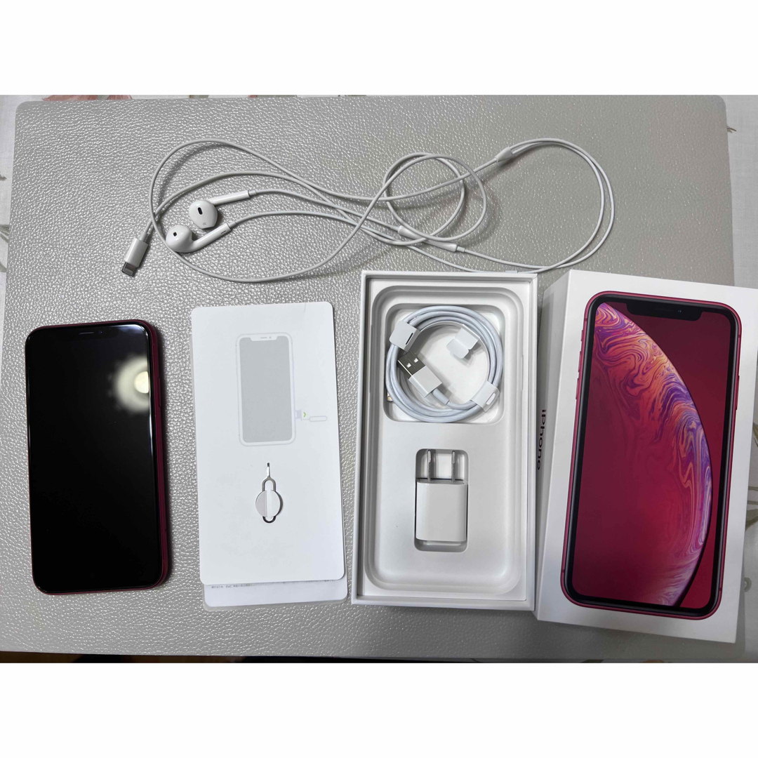 iPhone(アイフォーン)のiPhone XR 64GB （PRODUCT）RED SIMフリー スマホ/家電/カメラのスマートフォン/携帯電話(スマートフォン本体)の商品写真