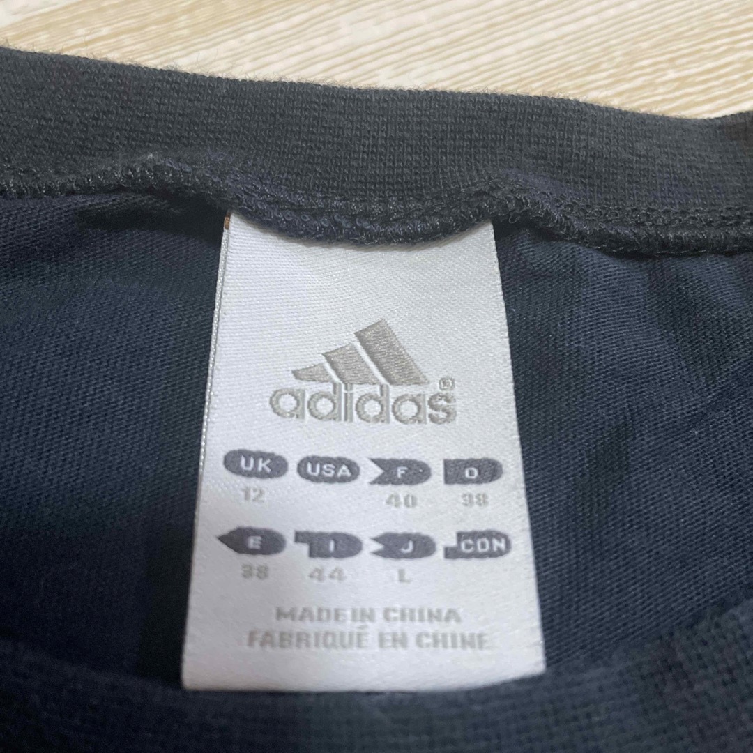 adidas(アディダス)のadidas レディースtシャツ L レディースのトップス(Tシャツ(半袖/袖なし))の商品写真