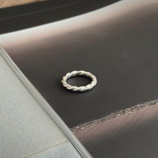 スピネッリキルコリーン(spinelli kilcollin)の《NEW》silver925 Twist Ring / 16号 (リング(指輪))