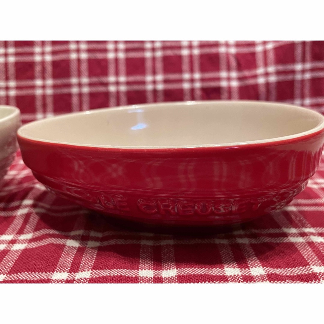 LE CREUSET(ルクルーゼ)のル・クルーゼ　アボカドディッシュ　２個　中古 インテリア/住まい/日用品のキッチン/食器(食器)の商品写真