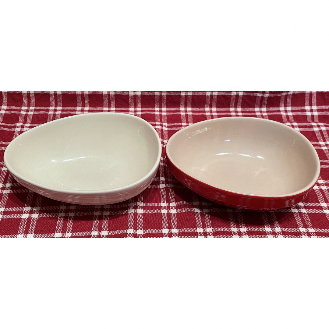 LE CREUSET(ルクルーゼ)のル・クルーゼ　アボカドディッシュ　２個　中古 インテリア/住まい/日用品のキッチン/食器(食器)の商品写真