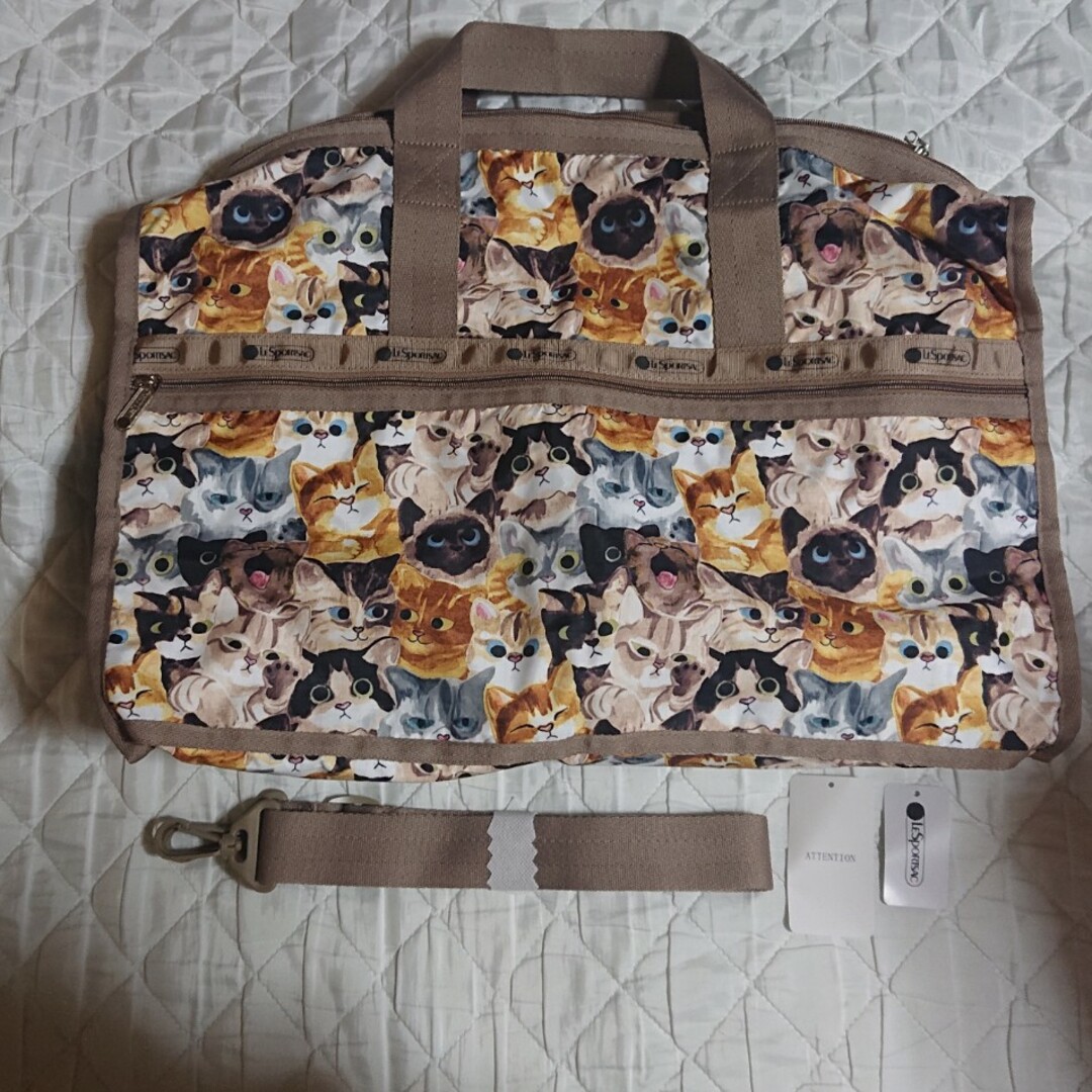 LeSportsac(レスポートサック)のレスポートサック 猫 キャットカフェ 希少 レディースのバッグ(ボストンバッグ)の商品写真